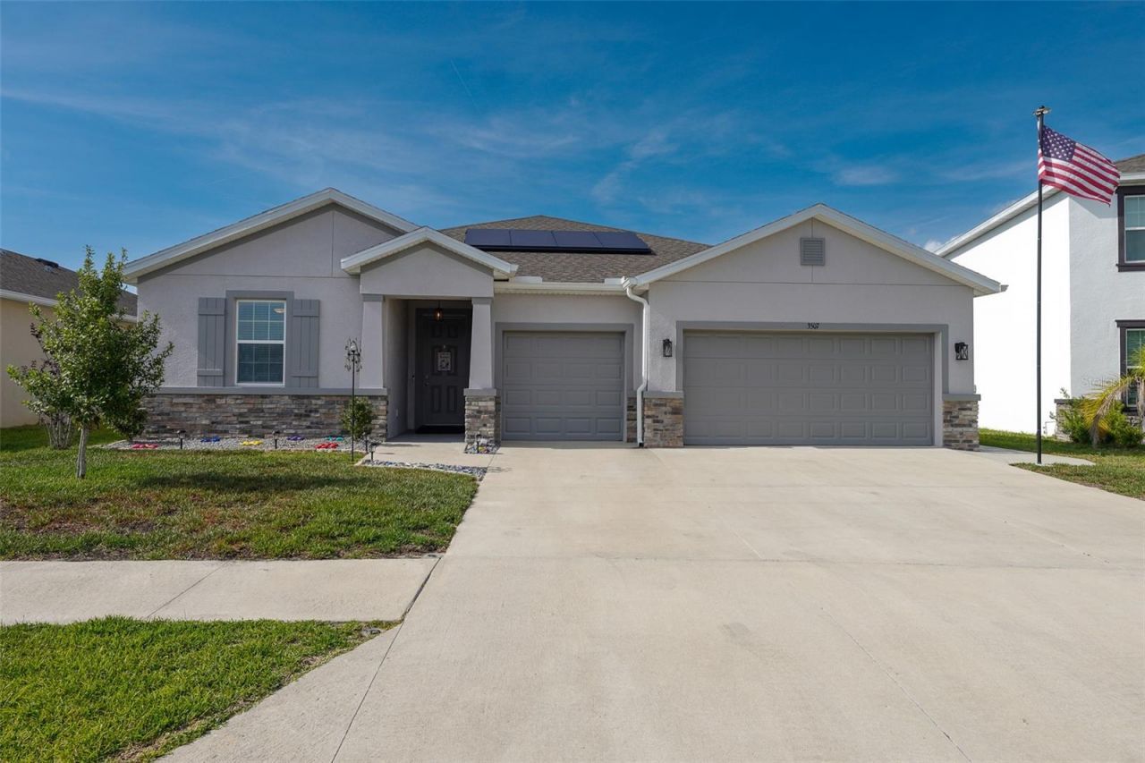 3507 Autumn Amber Drive, Spring Hill, FL 34609 Photo