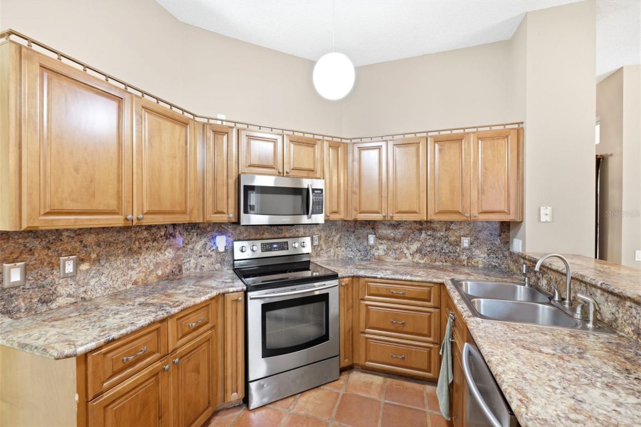 12515 Canton Avenue, Hudson, FL 34669 Photo