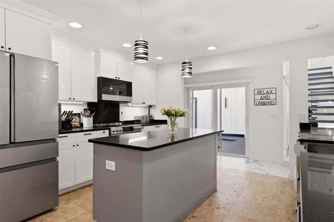 765 Siesta Key Circle, Sarasota, FL 34242 Photo