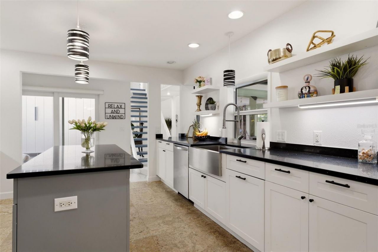 765 Siesta Key Circle, Sarasota, FL 34242 Photo