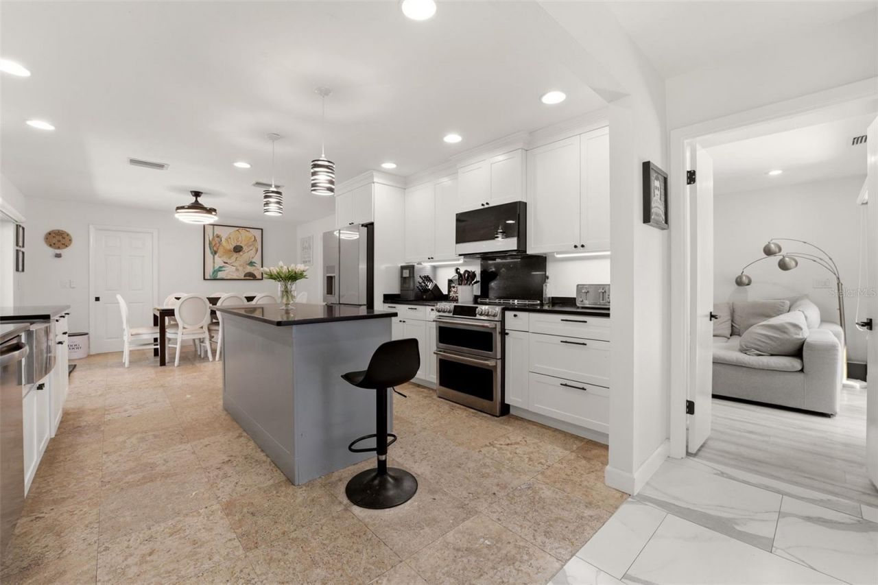 765 Siesta Key Circle, Sarasota, FL 34242 Photo