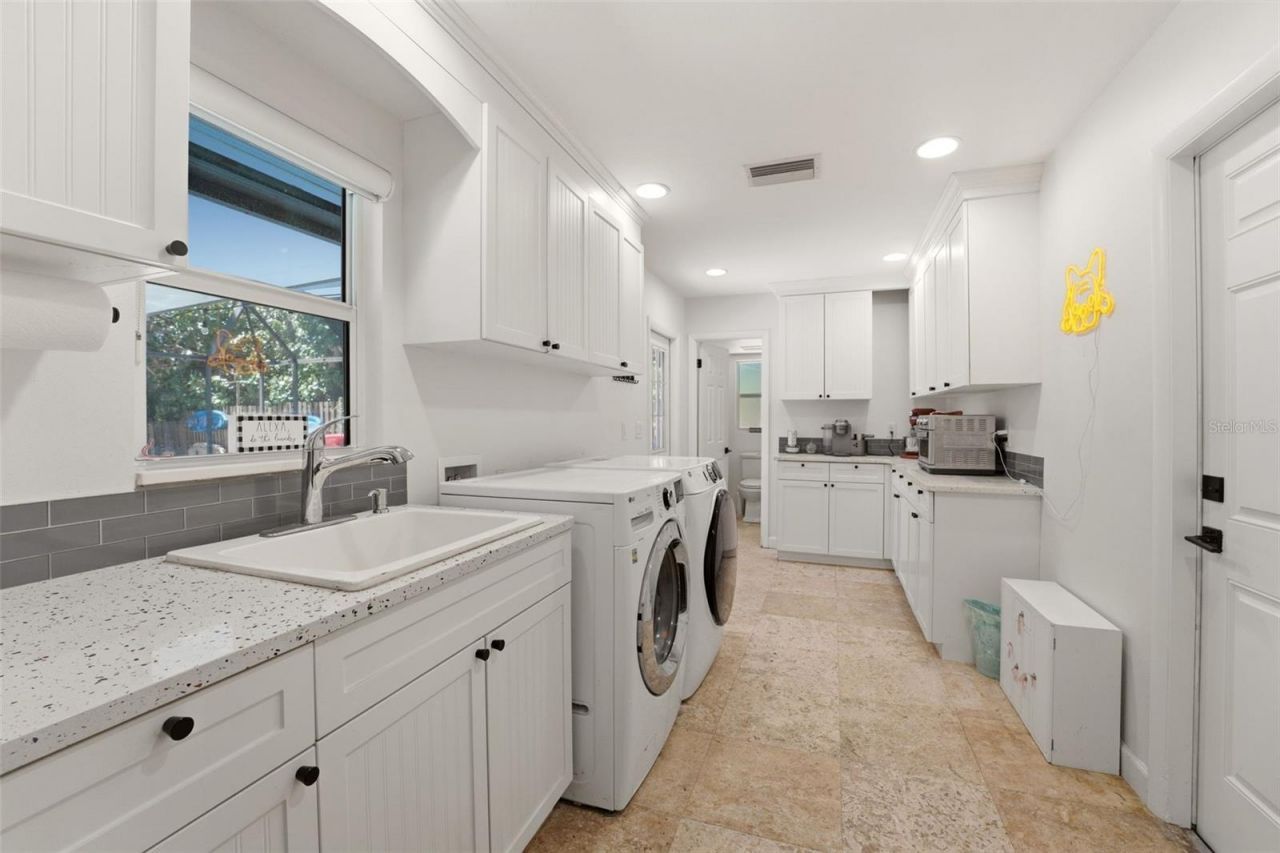 765 Siesta Key Circle, Sarasota, FL 34242 Photo