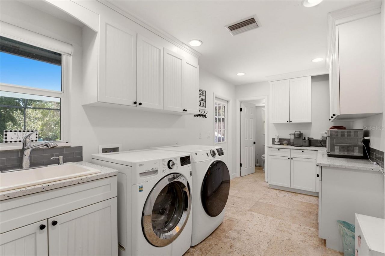 765 Siesta Key Circle, Sarasota, FL 34242 Photo
