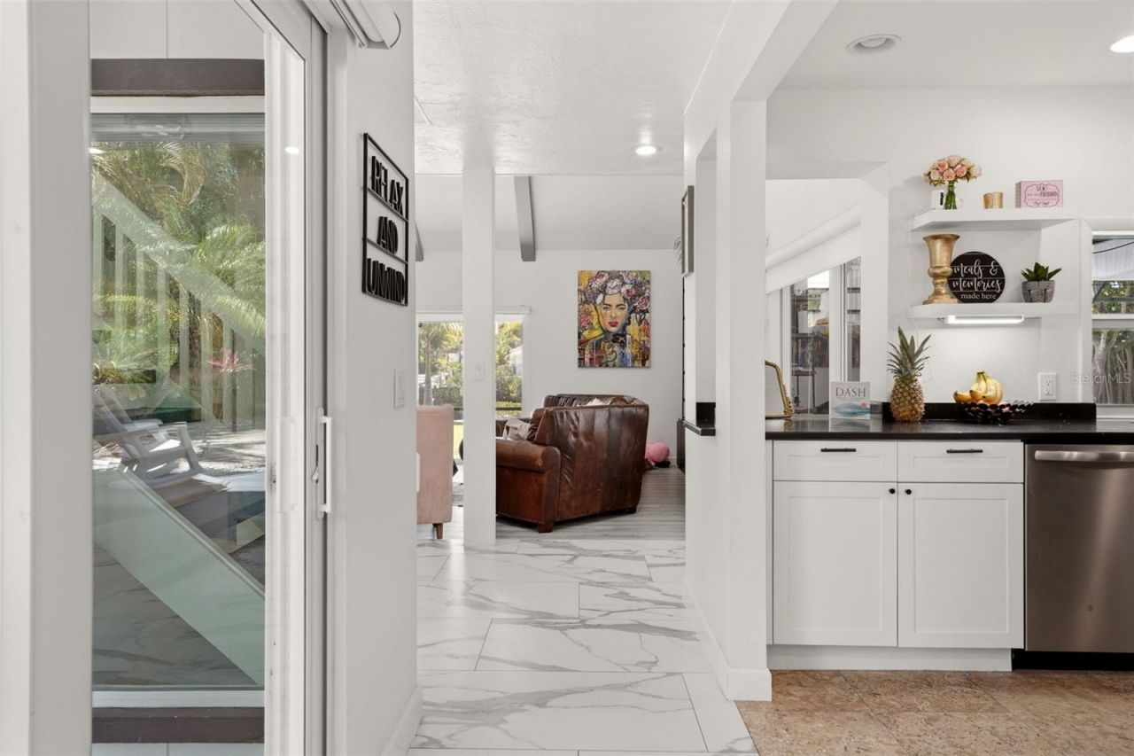 765 Siesta Key Circle, Sarasota, FL 34242 Photo