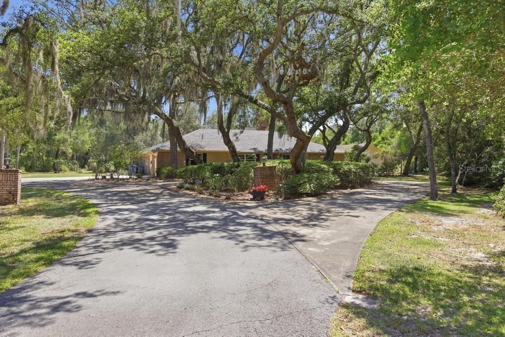 2514 Krinklewood Drive , Deland, FL 32724 Photo