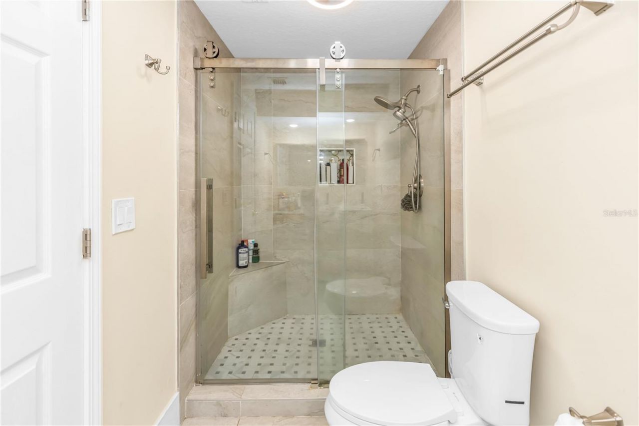 1585 S Carpenter Road, Titusville, FL 32796 Photo