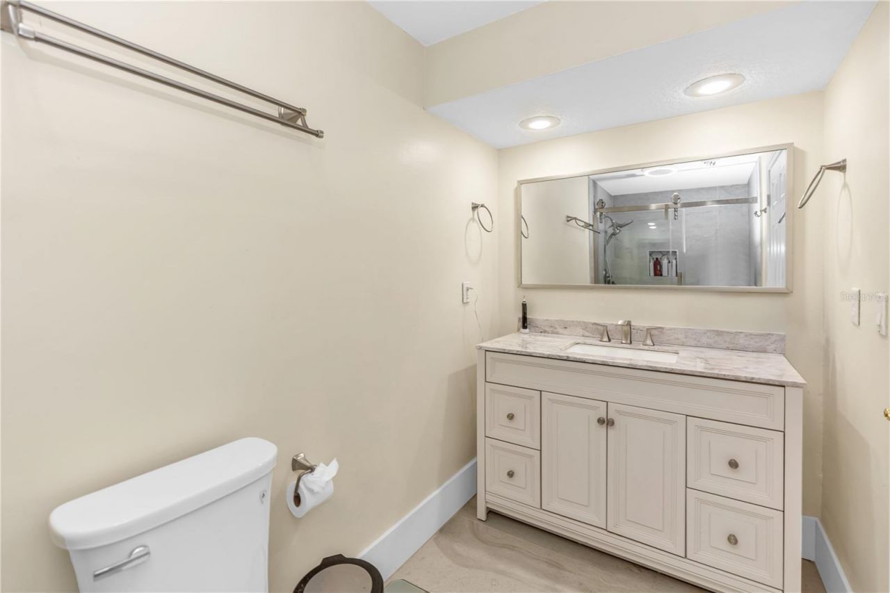 1585 S Carpenter Road, Titusville, FL 32796 Photo