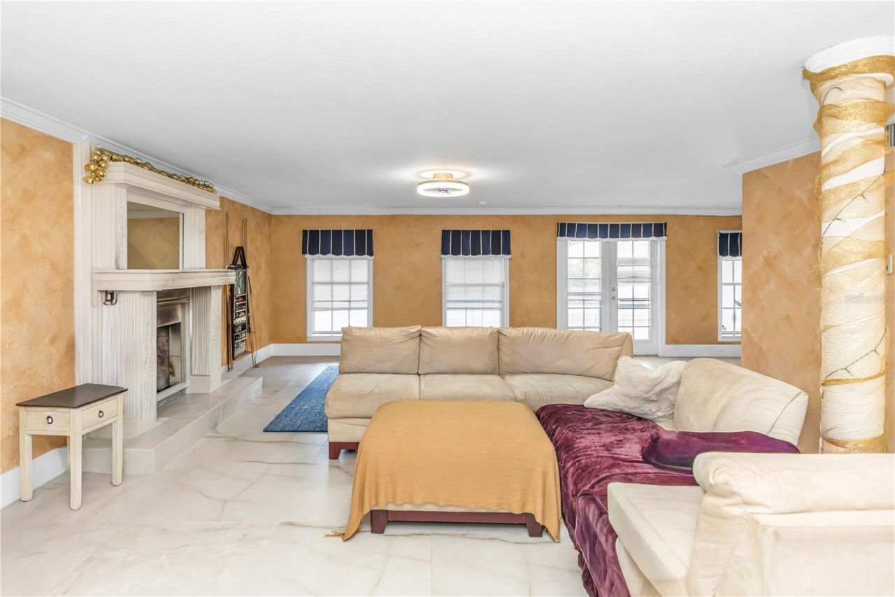 1585 S Carpenter Road, Titusville, FL 32796 Photo