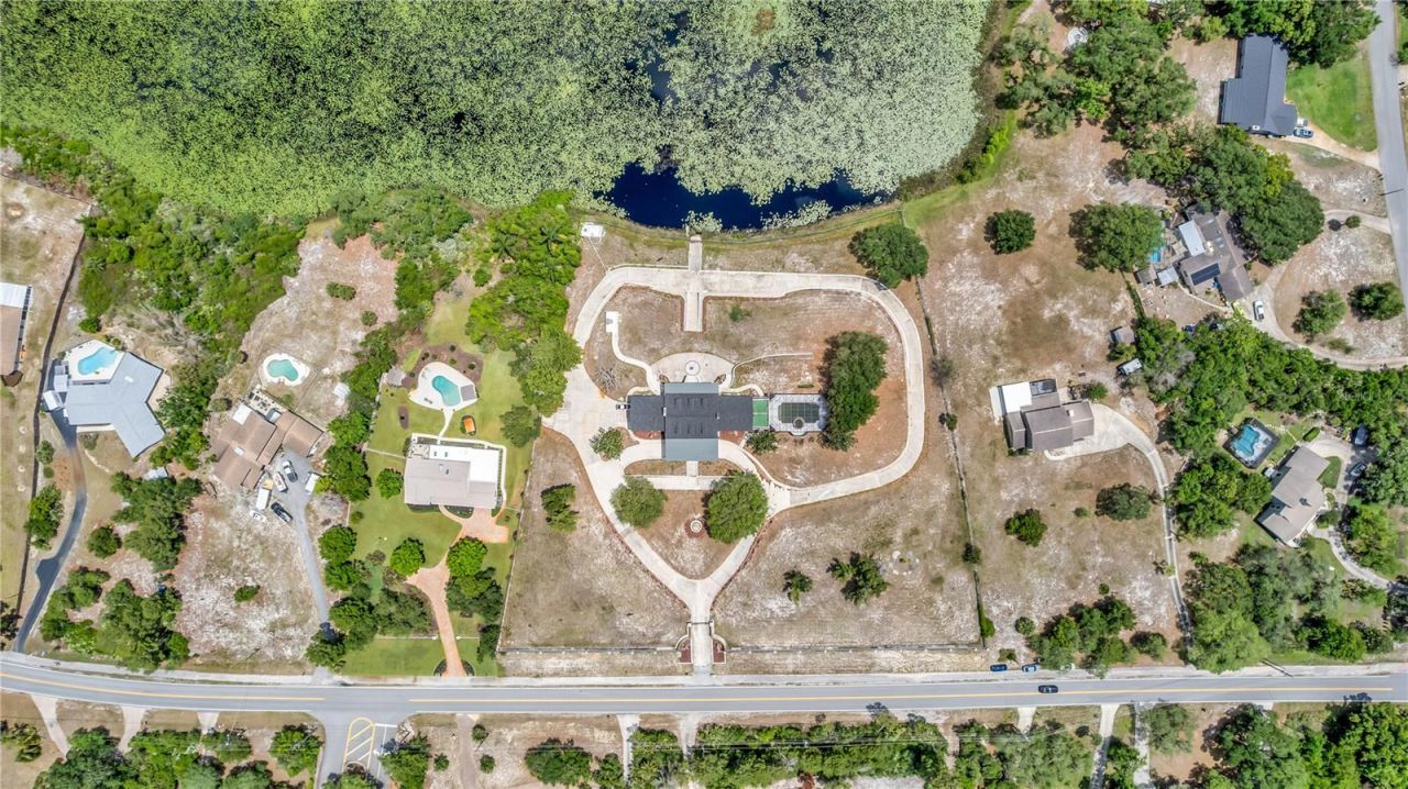 1585 S Carpenter Road, Titusville, FL 32796 Photo