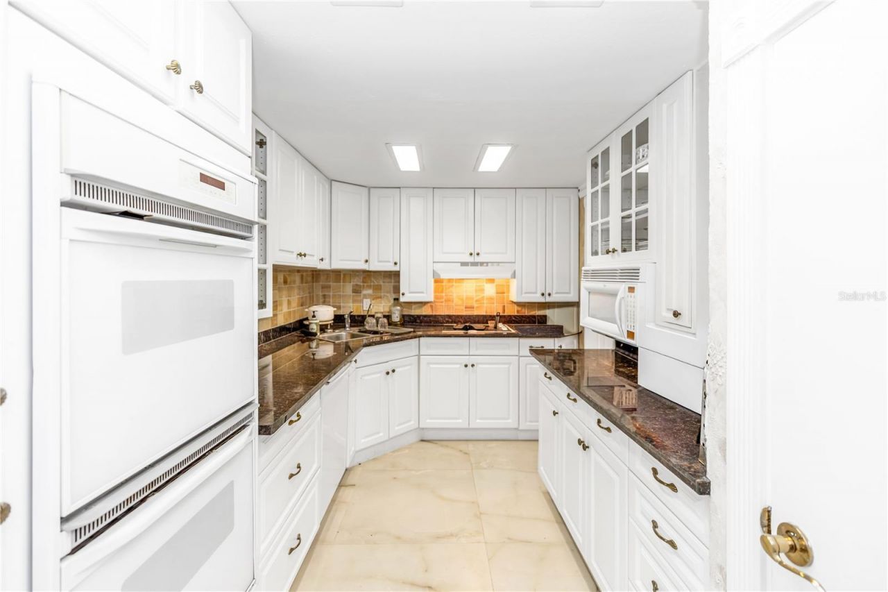 1585 S Carpenter Road, Titusville, FL 32796 Photo