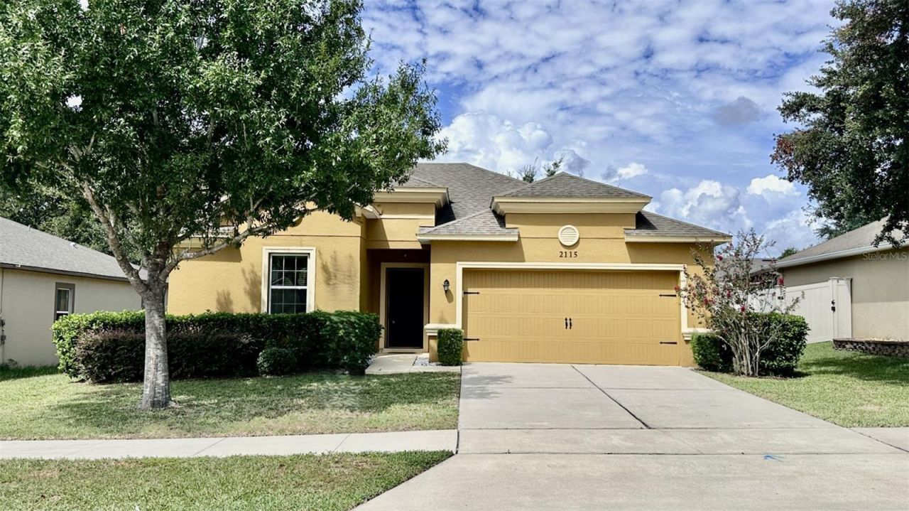 2115 Waseca Lane, Leesburg, FL 34748 Main Photo