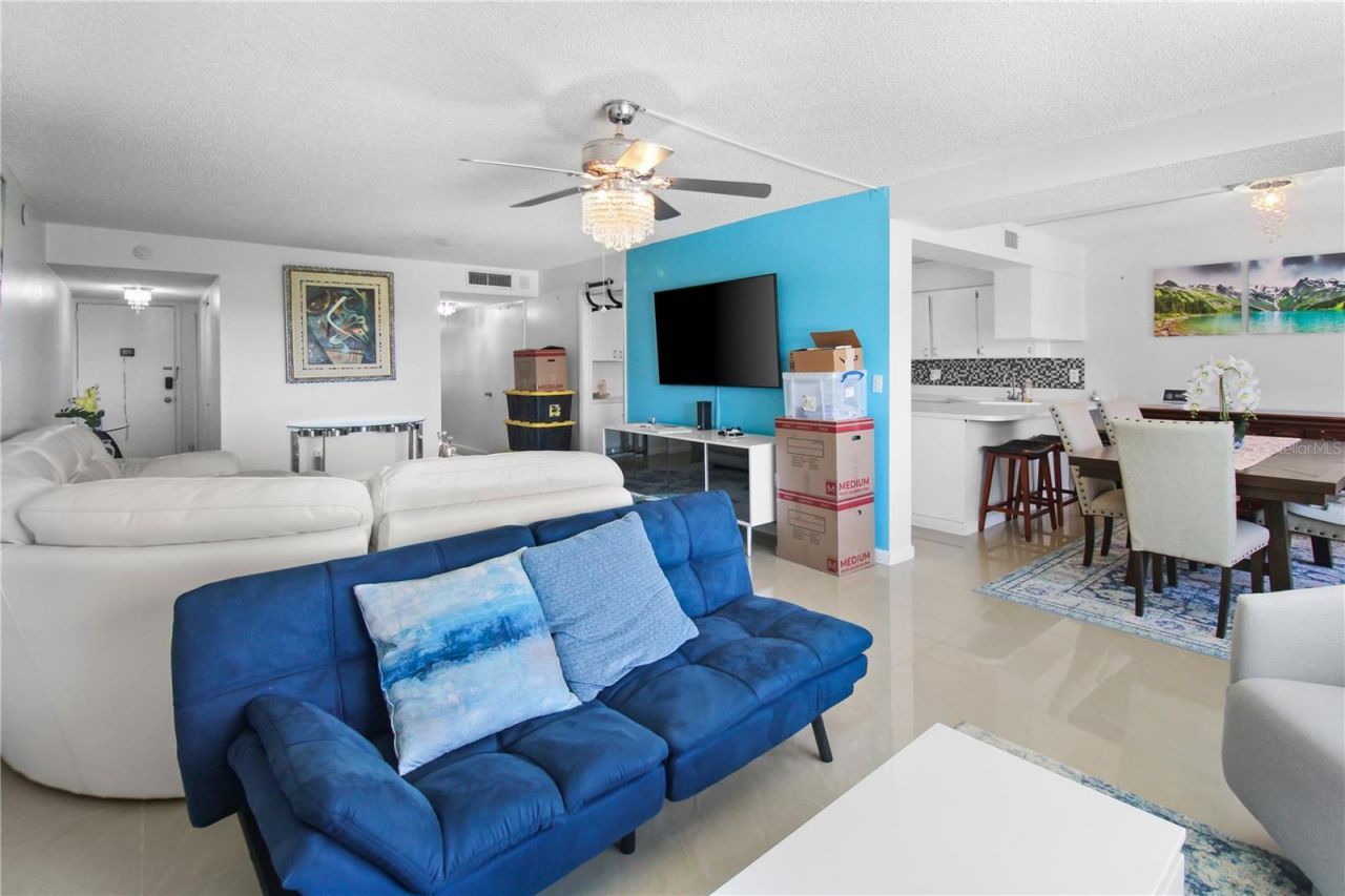 225 Country Club Drive, Unit 1604, Largo, FL 33771 Photo