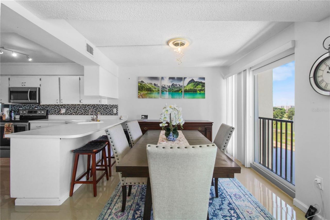 225 Country Club Drive, Unit 1604, Largo, FL 33771 Photo
