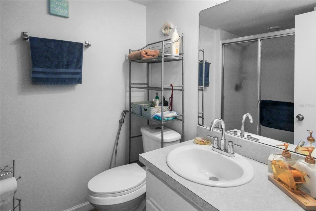 225 Country Club Drive, Unit 1604, Largo, FL 33771 Photo