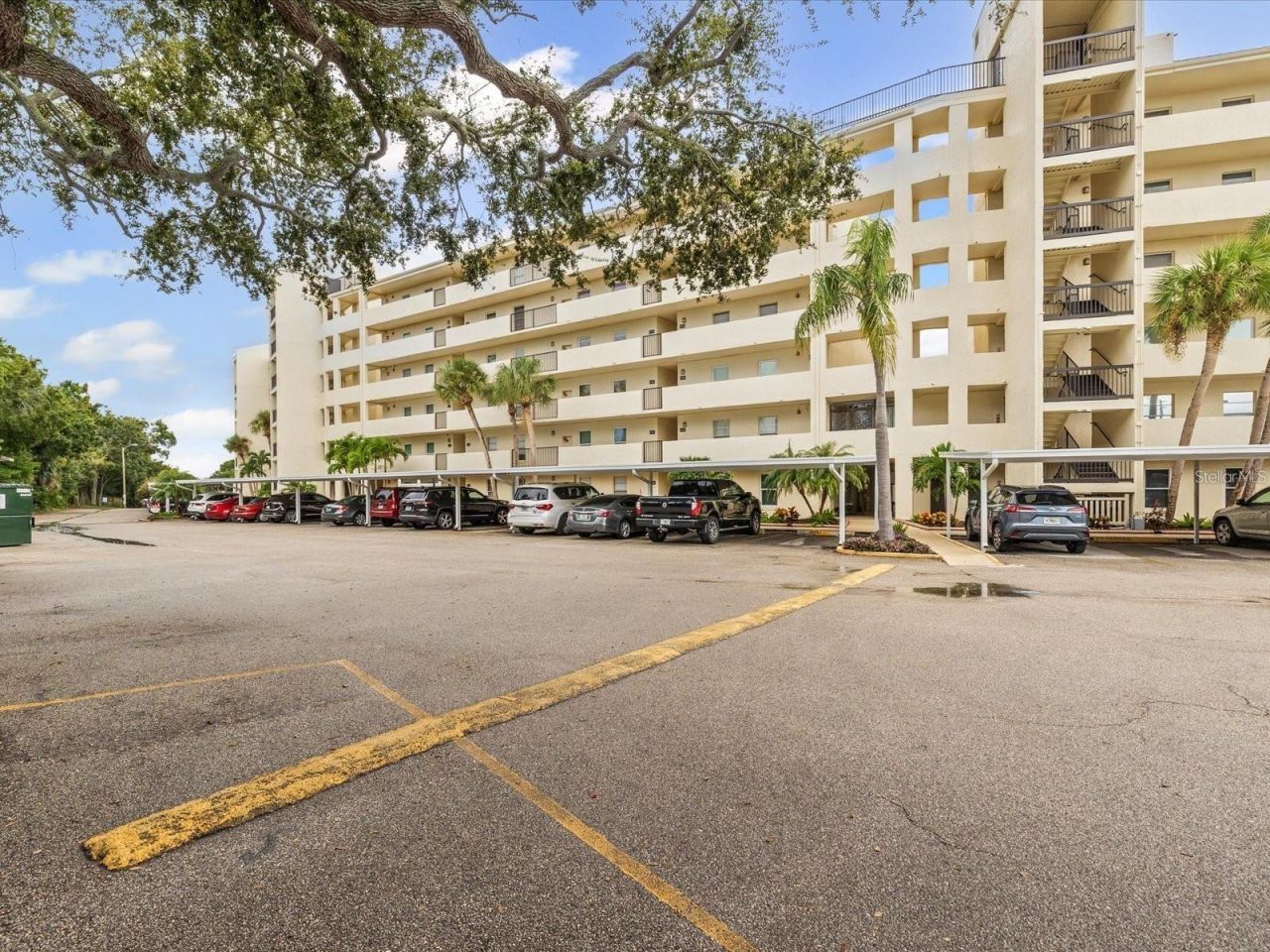 225 Country Club Drive, Unit 1604, Largo, FL 33771 Photo