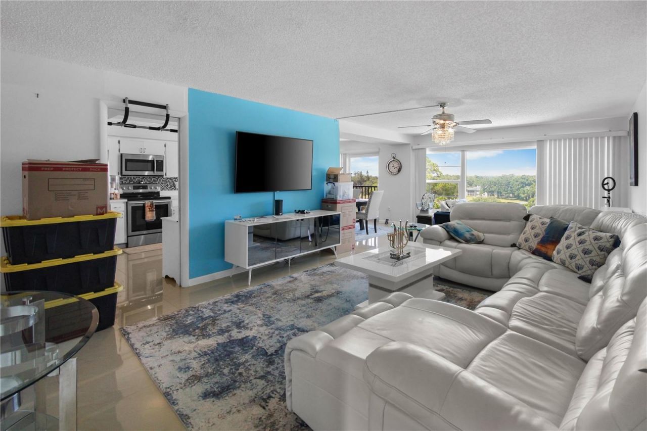 225 Country Club Drive, Unit 1604, Largo, FL 33771 Photo