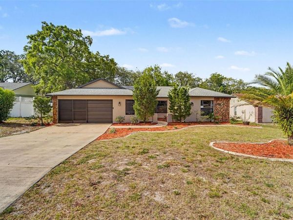 8168 PHILATELIC DRIVE , SPRING HILL, FL 34606
