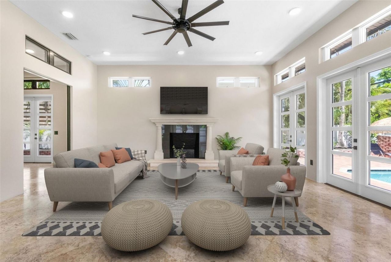324 Siesta Drive, Sarasota, FL 34242 Photo