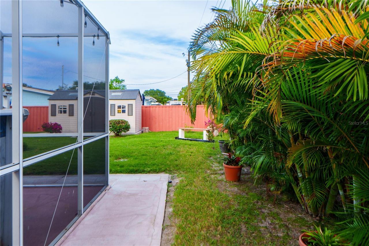 4350 37th Avenue N, Saint Petersburg, FL 33713 Photo