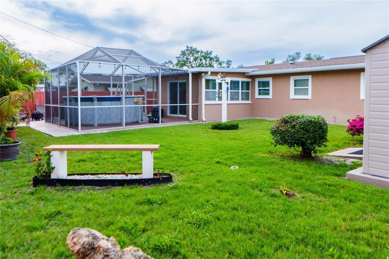 4350 37th Avenue N, Saint Petersburg, FL 33713 Photo