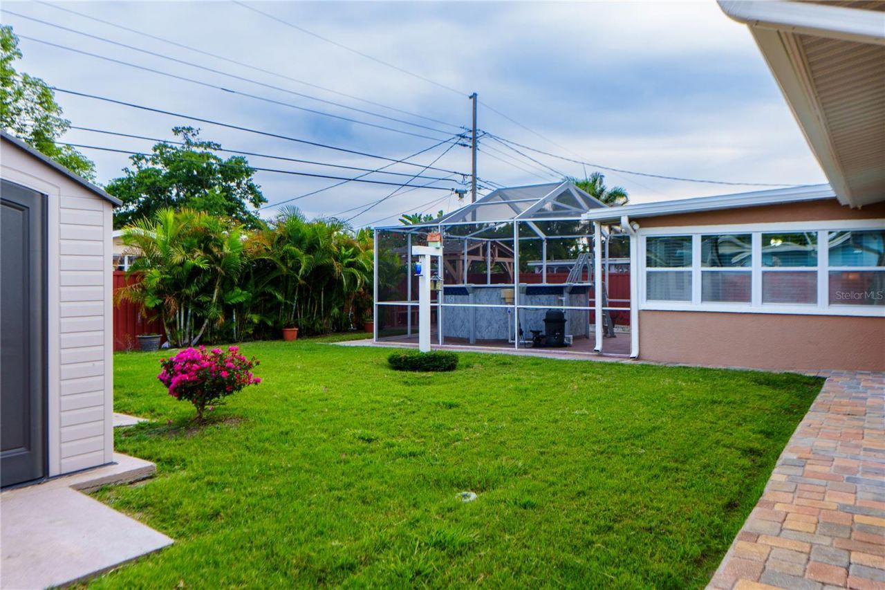 4350 37th Avenue N, Saint Petersburg, FL 33713 Photo