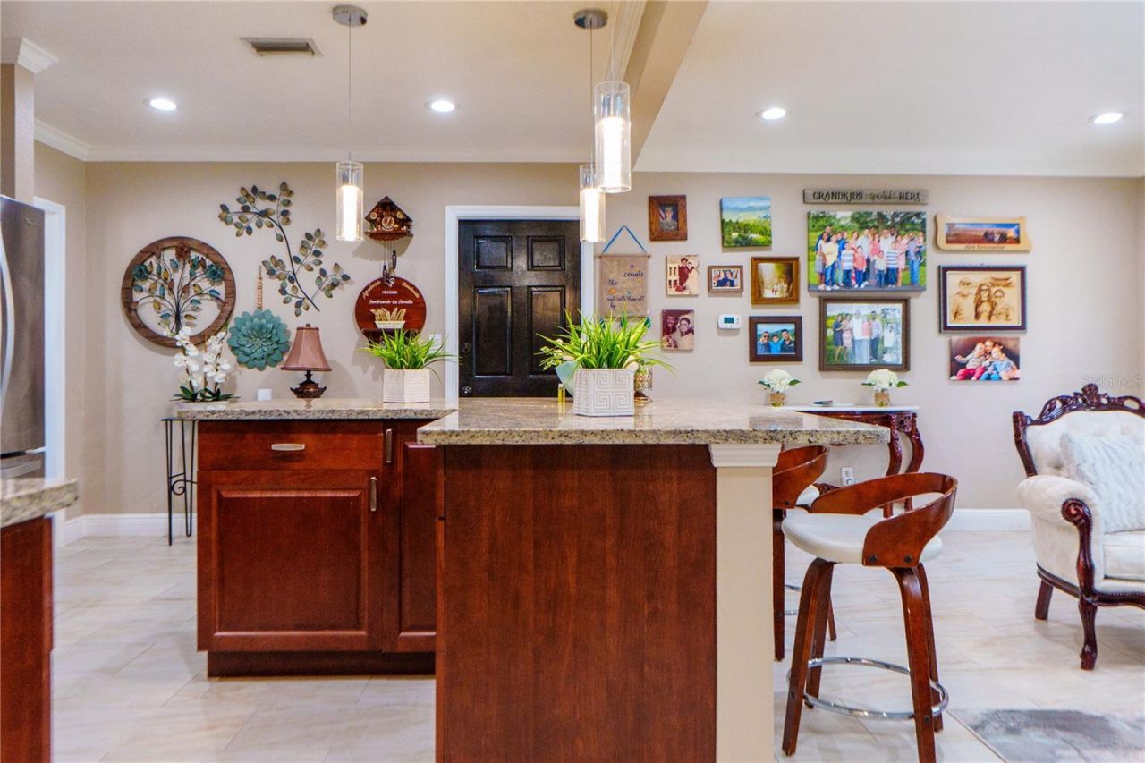 4350 37th Avenue N, Saint Petersburg, FL 33713 Photo