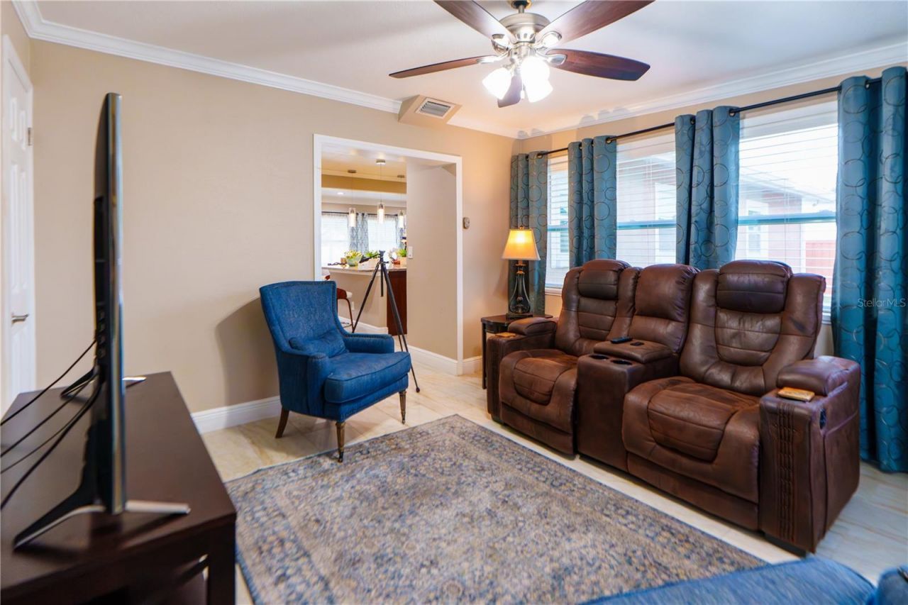 4350 37th Avenue N, Saint Petersburg, FL 33713 Photo