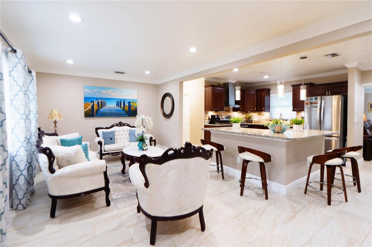 4350 37th Avenue N, Saint Petersburg, FL 33713 Photo