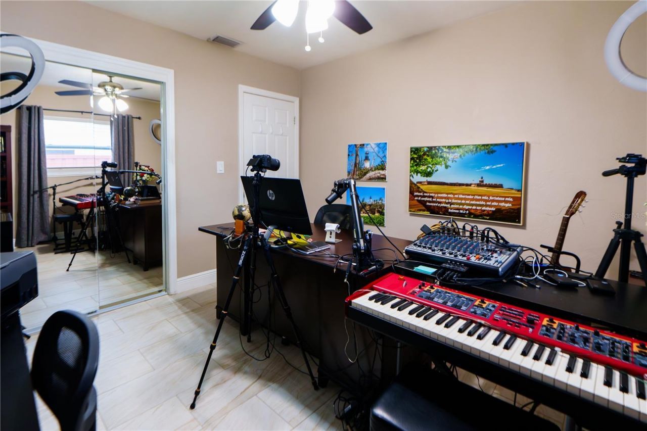 4350 37th Avenue N, Saint Petersburg, FL 33713 Photo