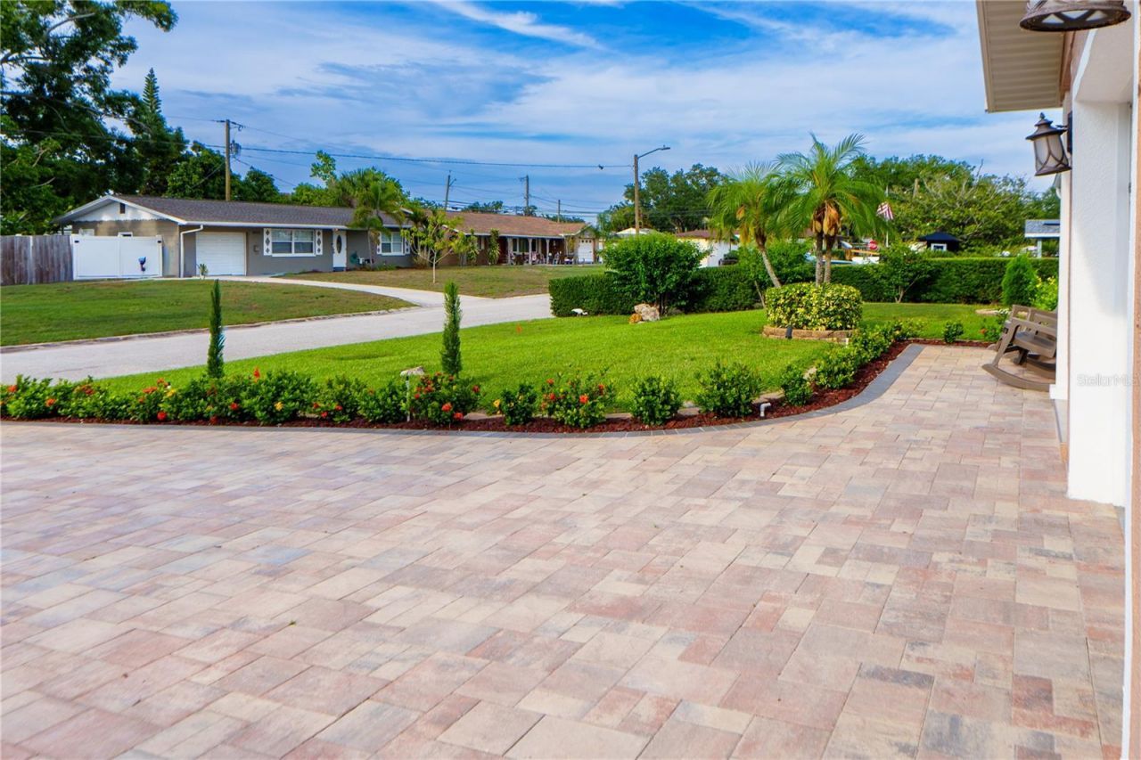 4350 37th Avenue N, Saint Petersburg, FL 33713 Photo