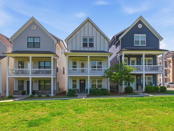 632 Parkvue Place Dr , Nashville, TN 37221