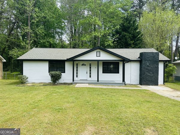 70 Darwin Drive, Jonesboro, GA 30238
