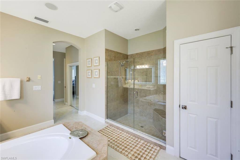 8810 Spinner Cove Ln , Naples, FL 34120 Photo