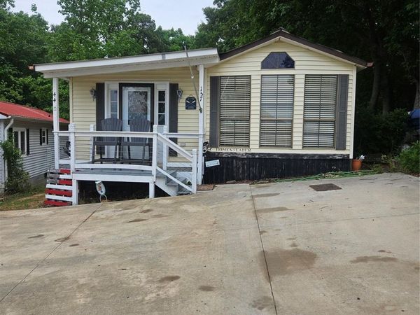 157 Dogwood Circle, New London, NC 28127