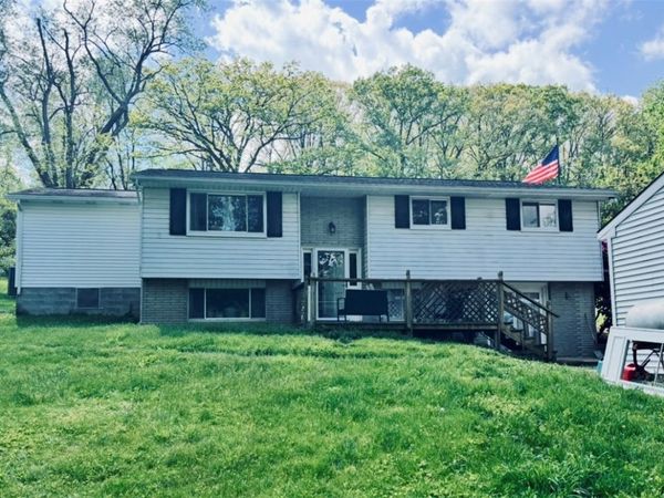87 McMichael Rd , Carnegie, PA 15106