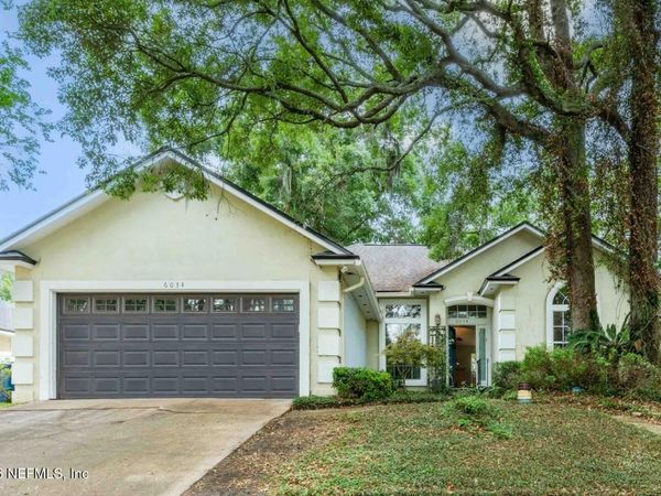 6034 WINDING BRIDGE Drive, Jacksonville, FL 32277