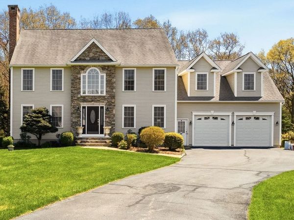 144 Burnside, Seekonk, MA 02771