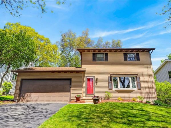 10 Flagstaff Court, Madison, WI 53719