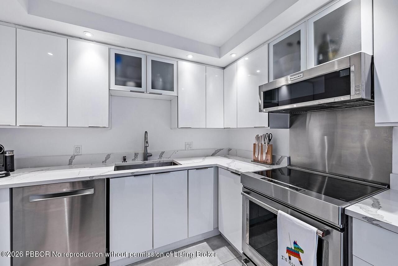 1701 S Flagler Drive, Unit 1605, West Palm Beach, FL 33401 Photo