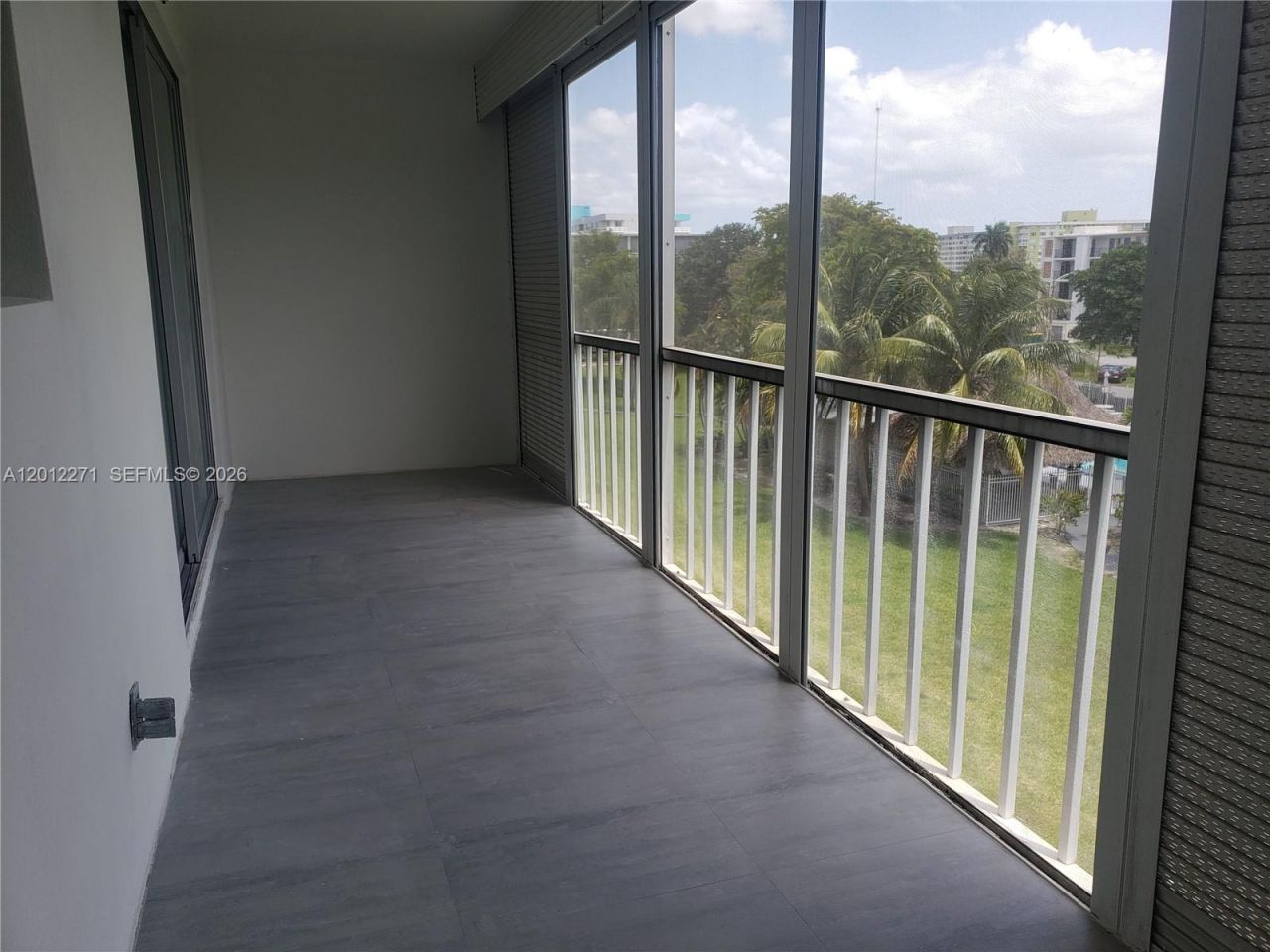4700 Washington St , Unit 404, Hollywood, FL 33021 Photo