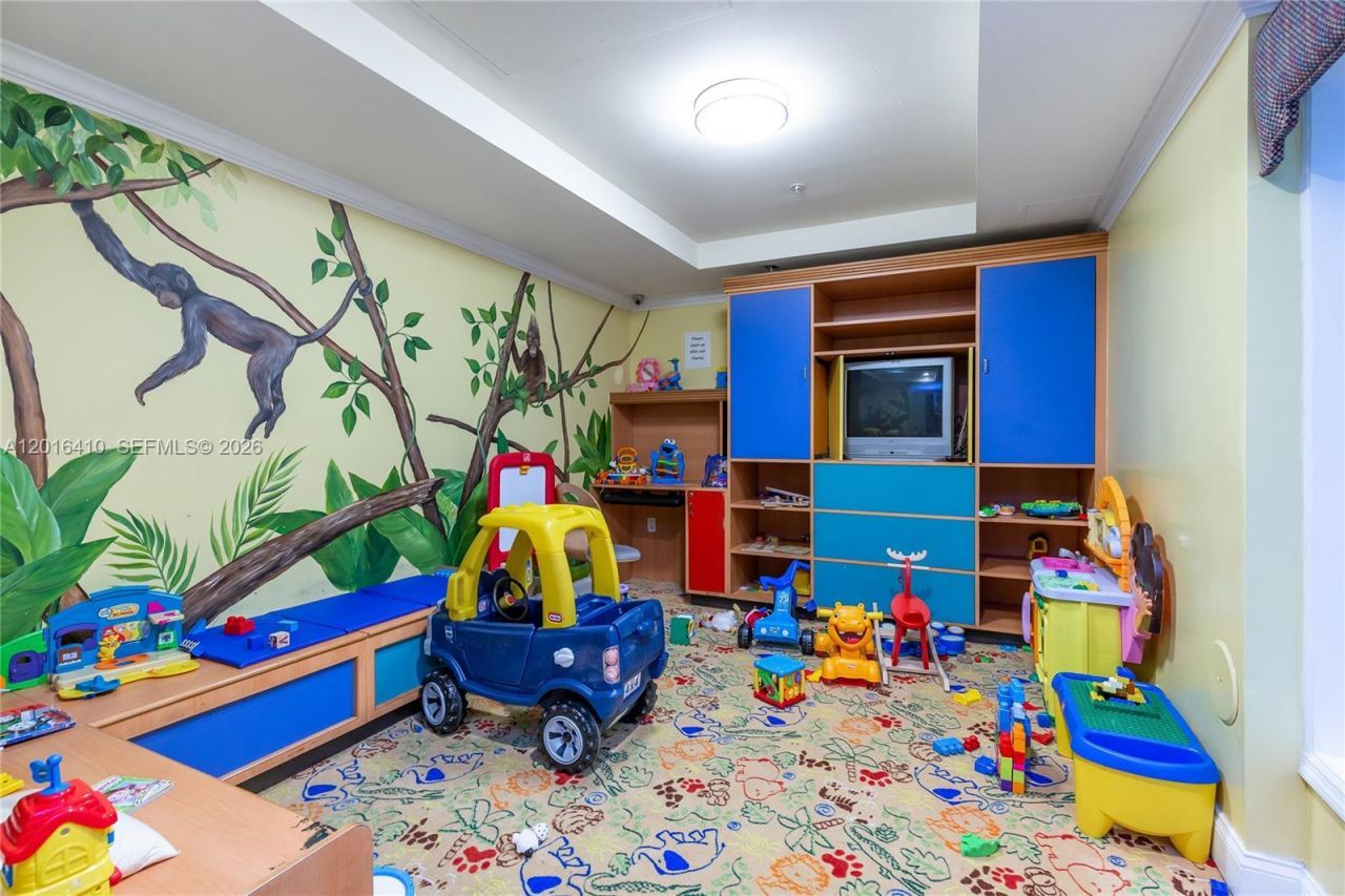 17100 N Bay Rd , Unit 1510, Sunny Isles Beach, FL 33160 Photo