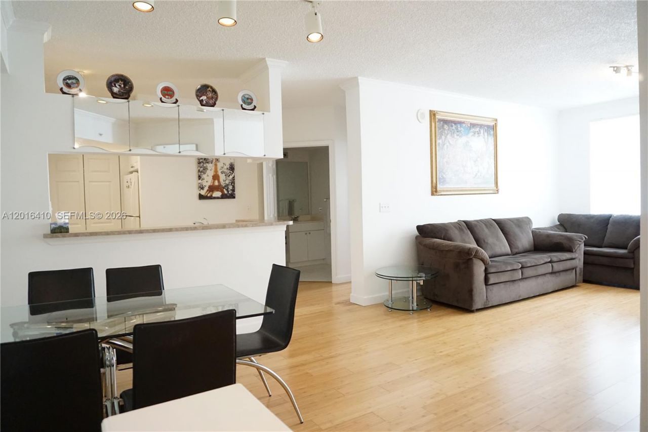 17100 N Bay Rd , Unit 1510, Sunny Isles Beach, FL 33160 Photo