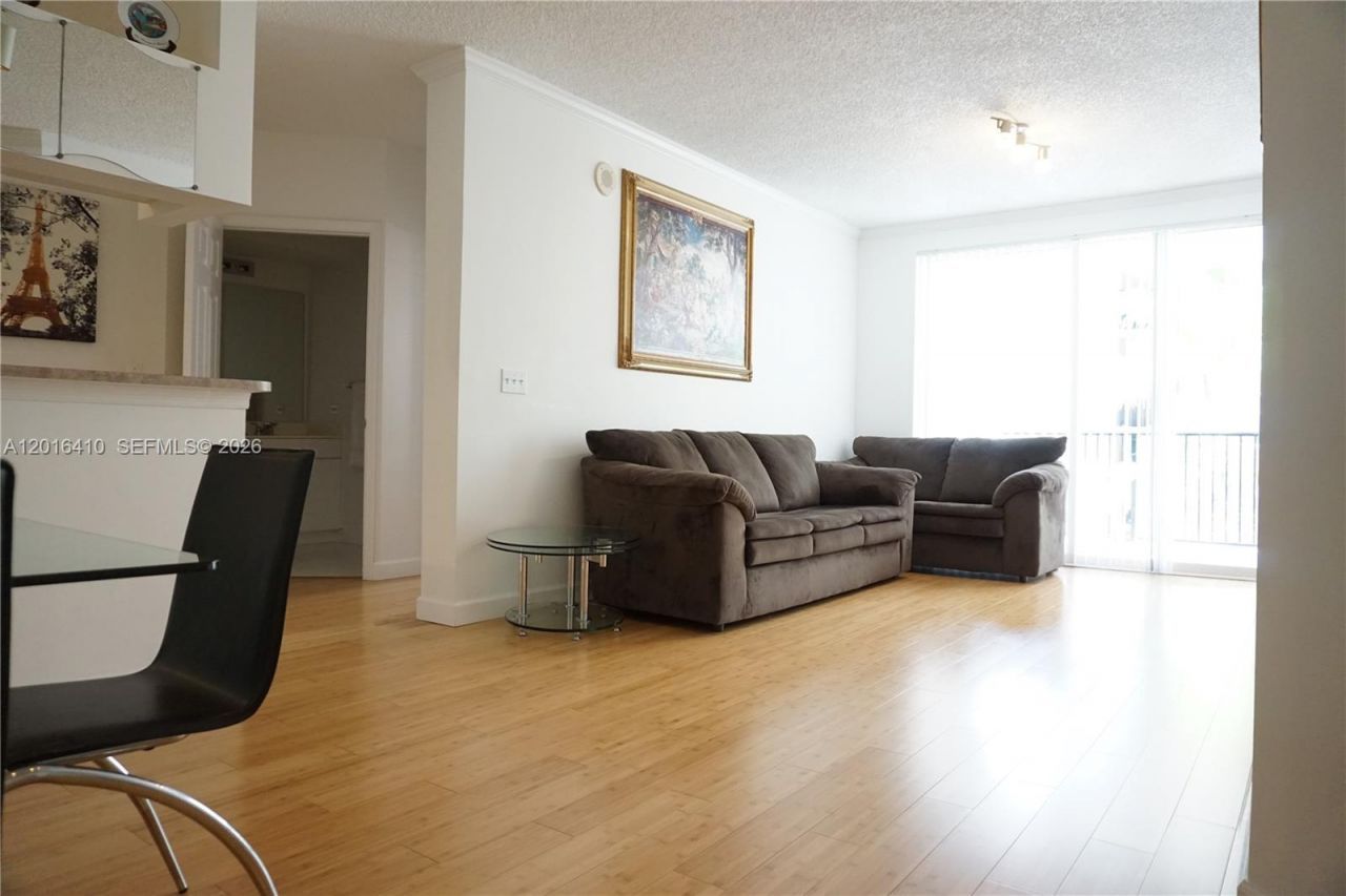 17100 N Bay Rd , Unit 1510, Sunny Isles Beach, FL 33160 Photo