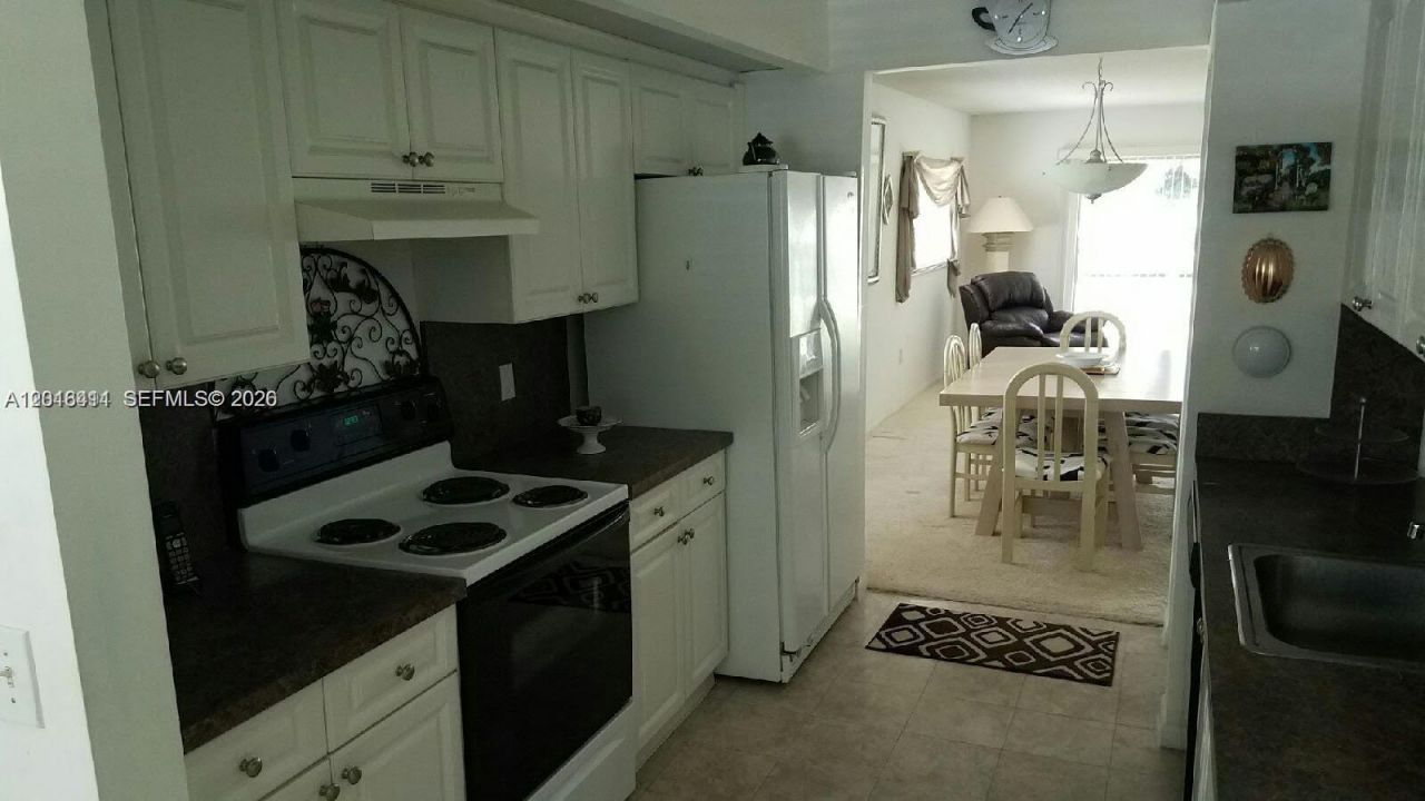 550 SW 137th Ave , Unit 101L, Pembroke Pines, FL 33027 Photo