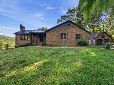 107 Keeneland Court, Lynchburg, VA 24503