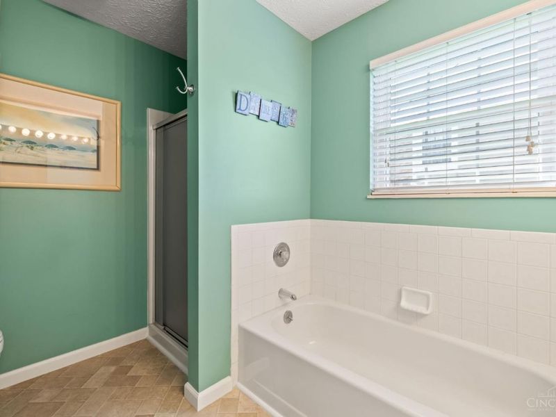 8169 Lakevalley Drive, Colerain Township, OH 45247 Photo 23