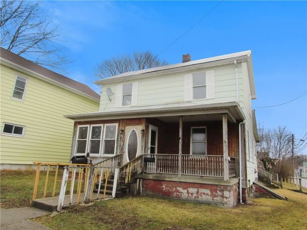 300 8th Street , Windber, PA 15963