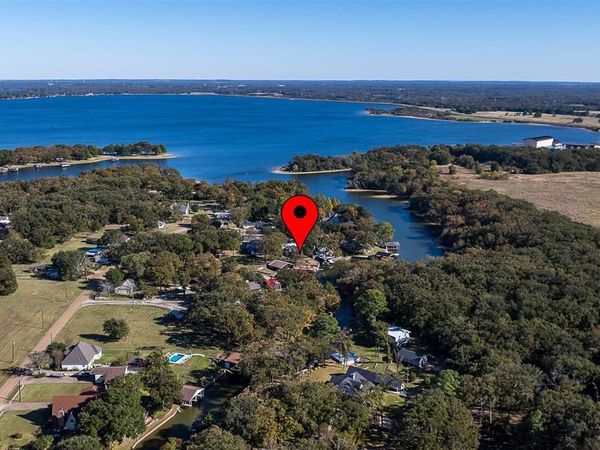 104 Oakcrest Court, Trinidad, TX 75163