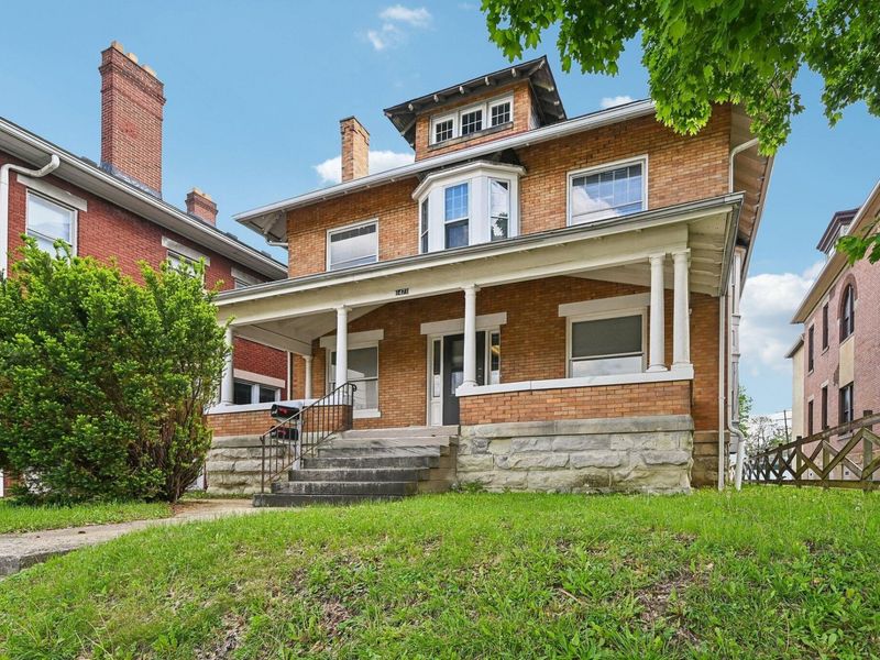 1471 E Broad Street , Columbus, OH 43205 Photo 2