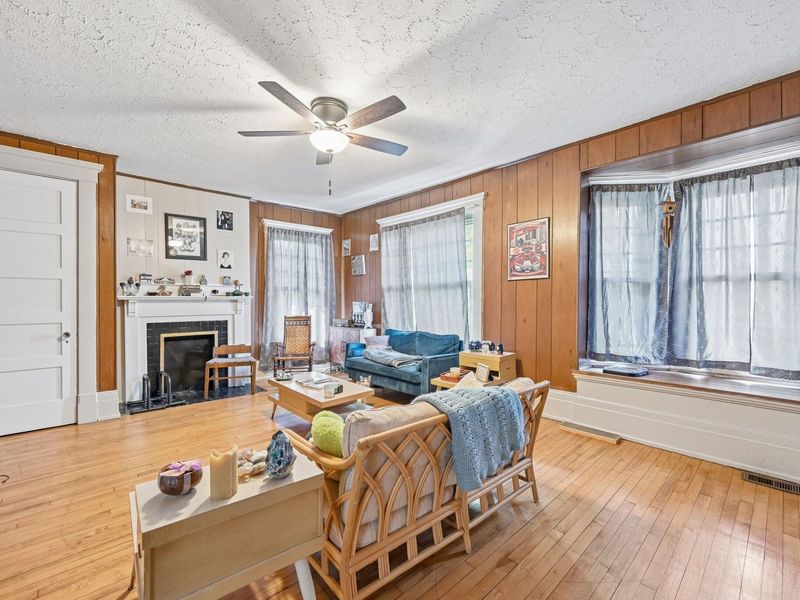 1471 E Broad Street , Columbus, OH 43205 Photo 22